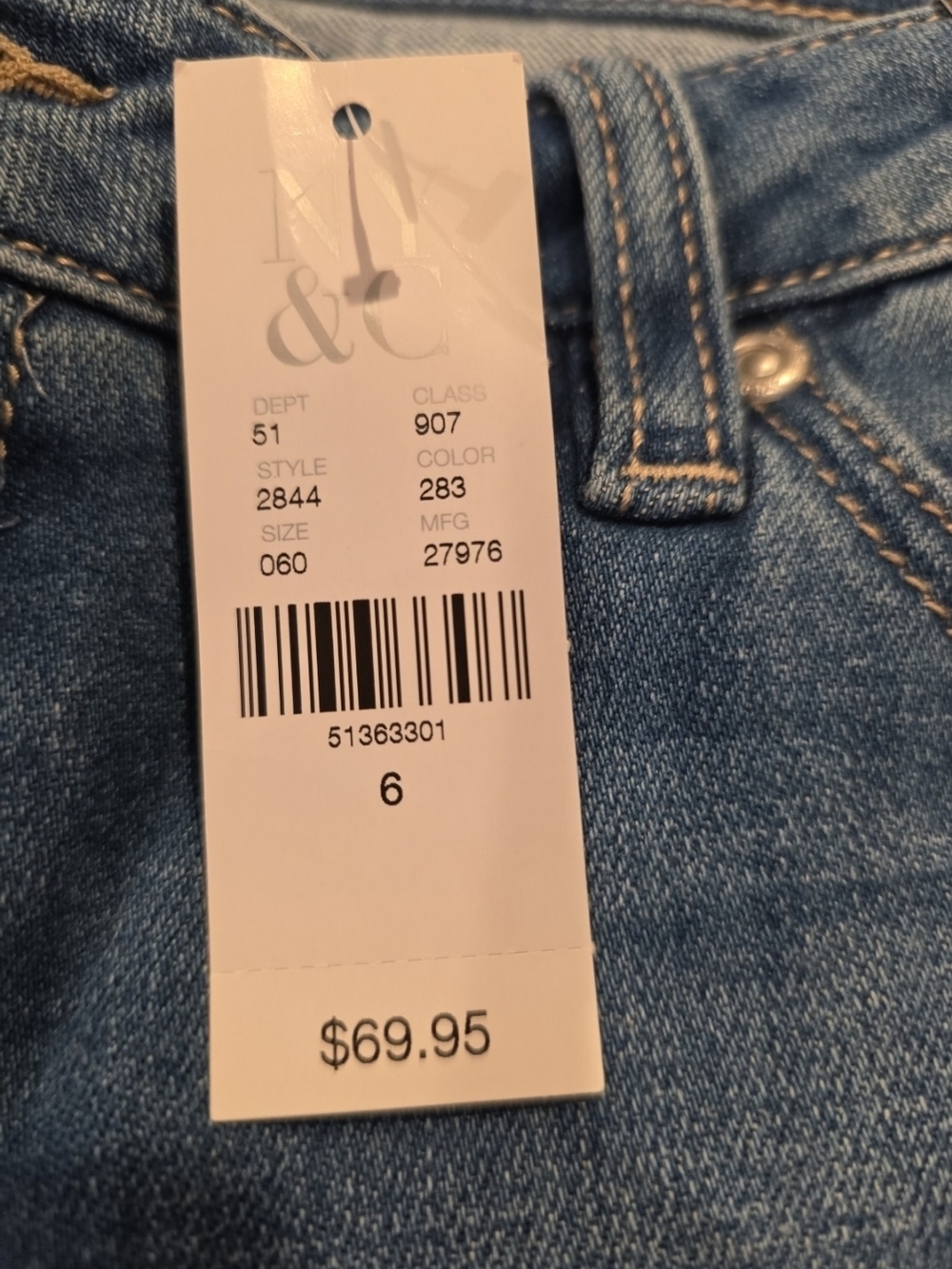 New York & Company Soho Boyfriend Jeans Size 6 NWT Distressed Sequin Detail - Picture 5 of 5